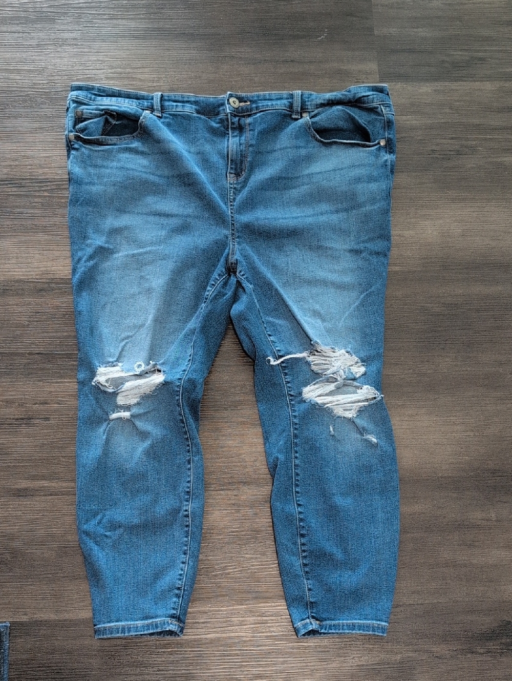 Torrid Distressed Skinny Jeans Sz 22S
